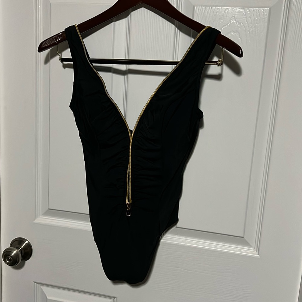 Miraclesuit size 8.